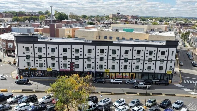 711 Main Ave in Passaic, NJ - Building Photo - Building Photo