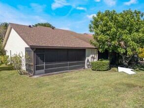 3928 Vine Trail in Wellington, FL - Building Photo - Building Photo