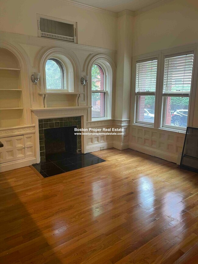 195 Commonwealth Ave, Unit 1