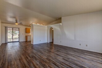 4500 N Miner Rd in Prescott Valley, AZ - Foto de edificio - Building Photo
