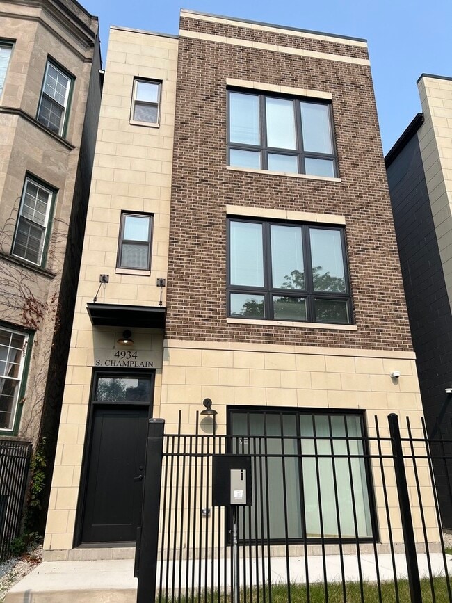 Building Photo