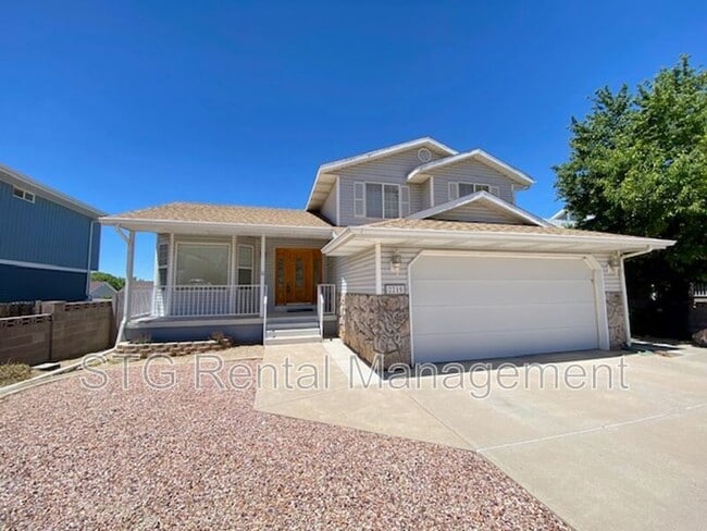 2215 Chandler Dr in Cedar City, UT - Building Photo - Building Photo