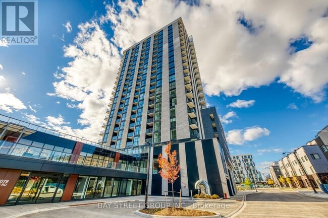 3071 Trafalgar Rd in Oakville, ON - Building Photo - Building Photo