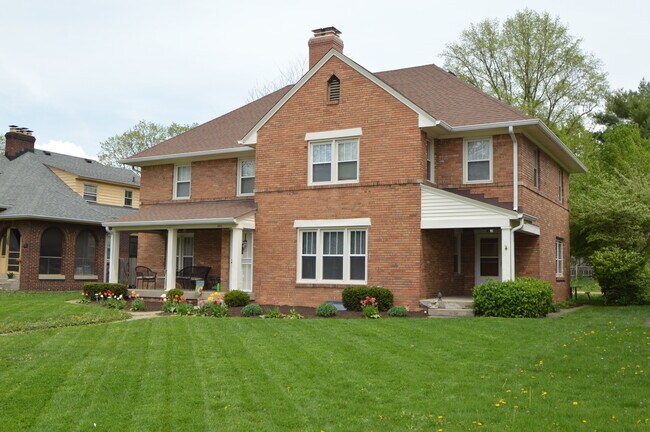property at 4921 Graceland Ave