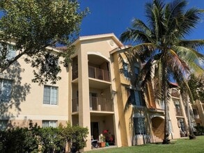 4151 San Marino Blvd in West Palm Beach, FL - Foto de edificio - Building Photo