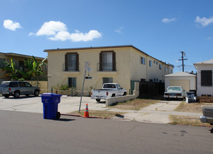 3778 Van Dyke Ave in San Diego, CA - Building Photo - Building Photo