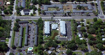 Warley Park in Sanford, FL - Building Photo