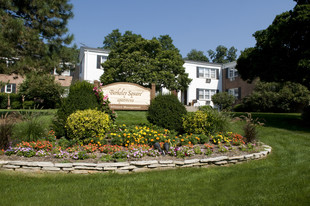 Berkeley Square Apartments