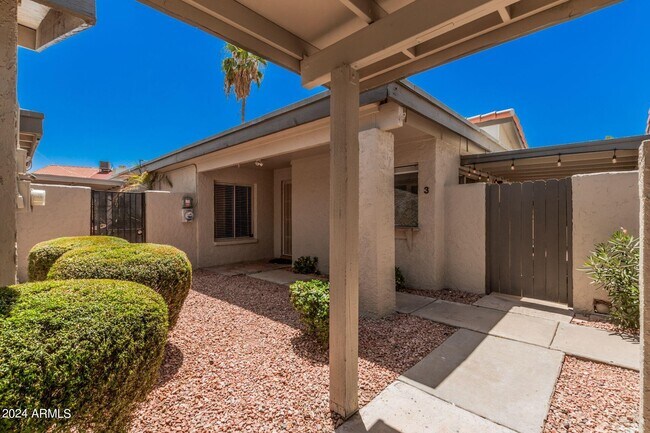 15229 N 25th Dr in Phoenix, AZ - Building Photo - Building Photo