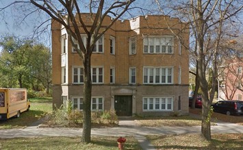 5600 S Loomis Blvd in Chicago, IL - Building Photo - Building Photo