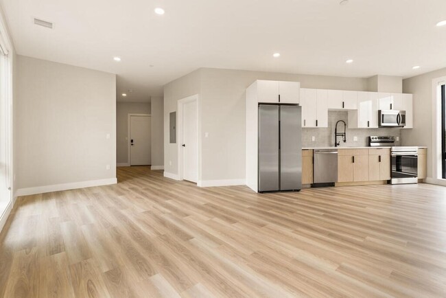 1700 Dorchester Ave in Boston, MA - Building Photo - Building Photo