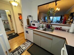 46005-46005 Bole Ave in Chilliwack, BC - Building Photo - Building Photo