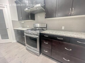 19 Nolanfield Cres NW in Calgary, AB - Building Photo - Building Photo