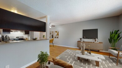 Executive House Apartments in Van Nuys, CA - Building Photo - Building Photo