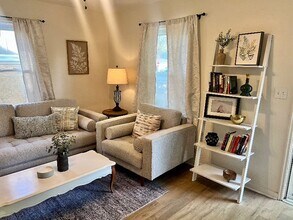 913 E Gift Ave in Peoria, IL - Building Photo - Building Photo