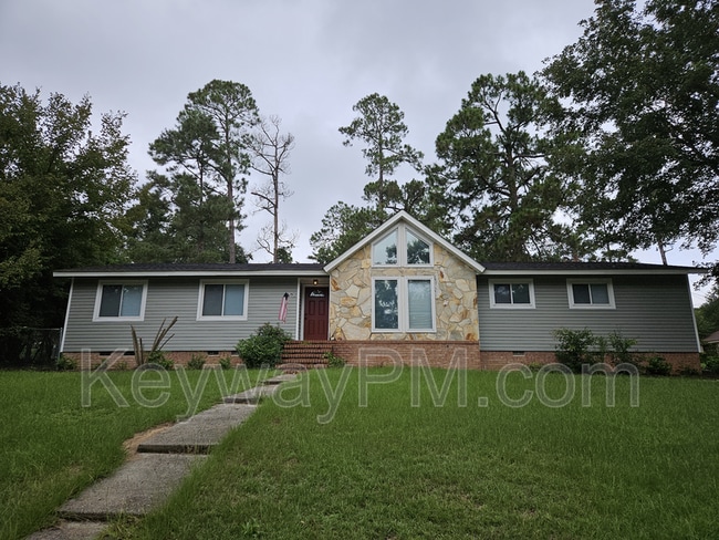 property at 1702 Harrogate Dr