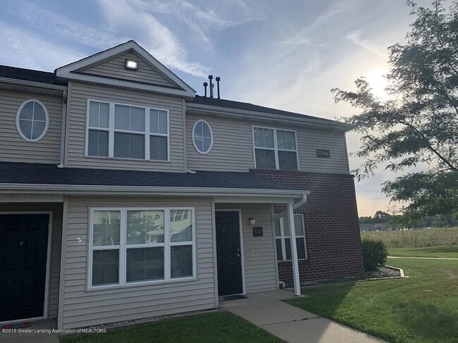 12948 Townsend Dr in Grand Ledge, MI - Building Photo - Building Photo