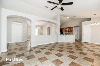 10709 Deepbrook Dr in Riverview, FL - Foto de edificio - Building Photo