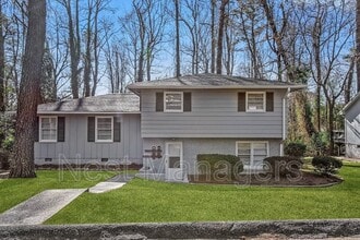 1401 Briarcliff Dr in Fayetteville, NC - Building Photo - Building Photo