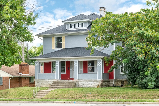 3124 Lakeview Ave in Dayton, OH - Foto de edificio - Building Photo