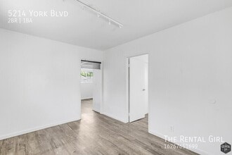 5214 York Blvd in Los Angeles, CA - Building Photo - Building Photo