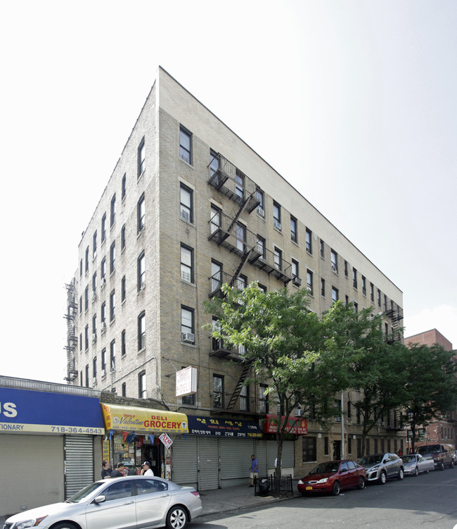 3044-3052 Valentine Ave in Bronx, NY - Building Photo - Building Photo