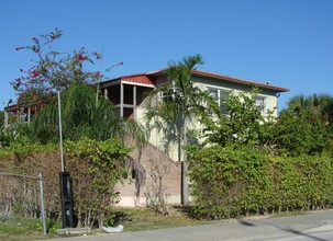 3311 Broadway in West Palm Beach, FL - Building Photo - Building Photo