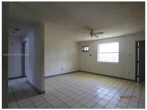 1320 NW 5th Ave in Homestead, FL - Building Photo - Building Photo