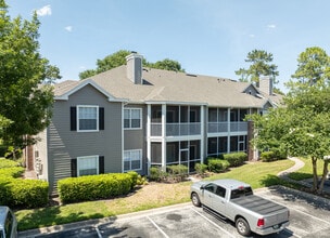 Sail Cove Condominiums in Jacksonville, FL - Foto de edificio - Building Photo