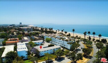 134 San Vicente Blvd-Unit -134 B in Santa Monica, CA - Building Photo - Building Photo