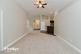 306 Ivy Hills Cir in Calera, AL - Building Photo - Building Photo