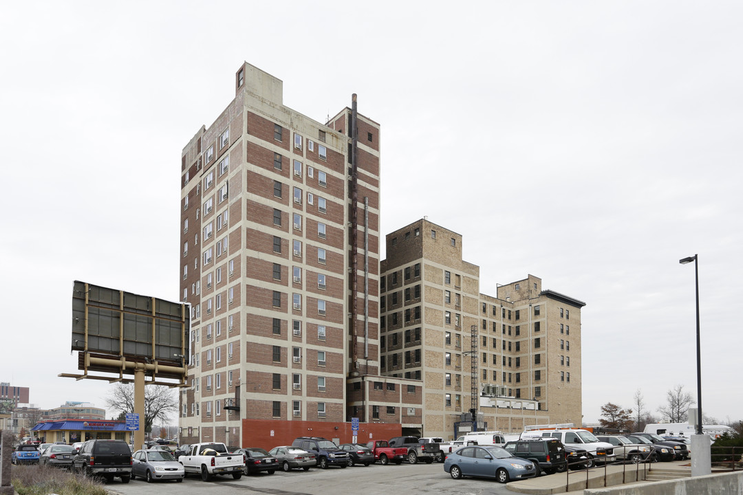 Hoffman Hotel Apartments in South Bend, IN - Foto de edificio