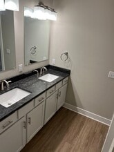1121 Emorey Cir in Akron, OH - Building Photo - Building Photo