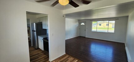 1218 Lowry St in Moses Lake, WA - Building Photo - Building Photo