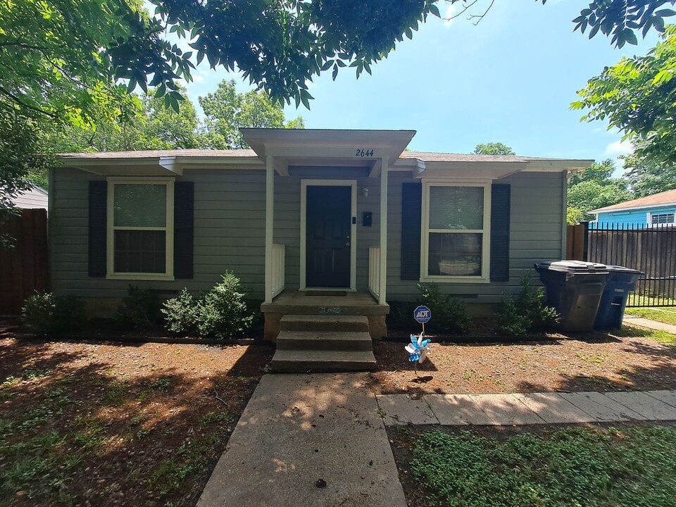 2644 Kathleen Ave in Dallas, TX - Building Photo