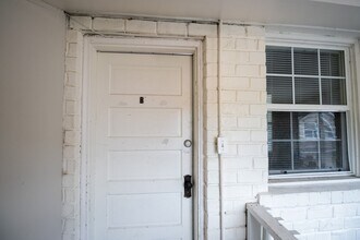 1107 E Walnut St in Columbia, MO - Building Photo - Building Photo