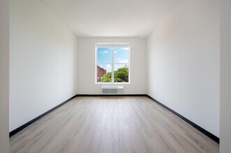 857 Bergen Ave in Jersey City, NJ - Building Photo - Building Photo