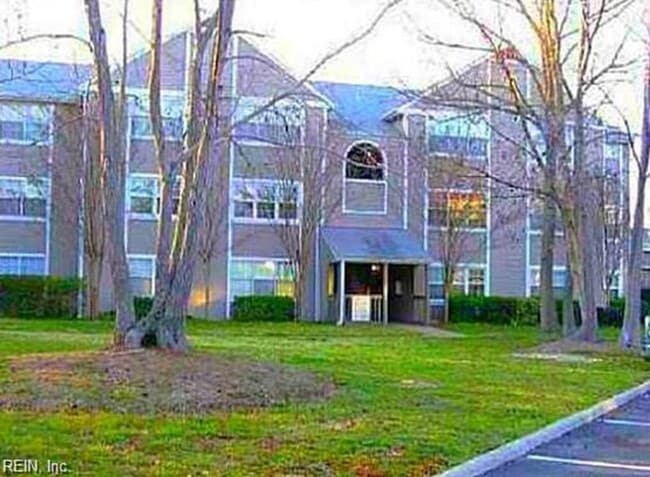 property at 39 Cape Dorey Dr