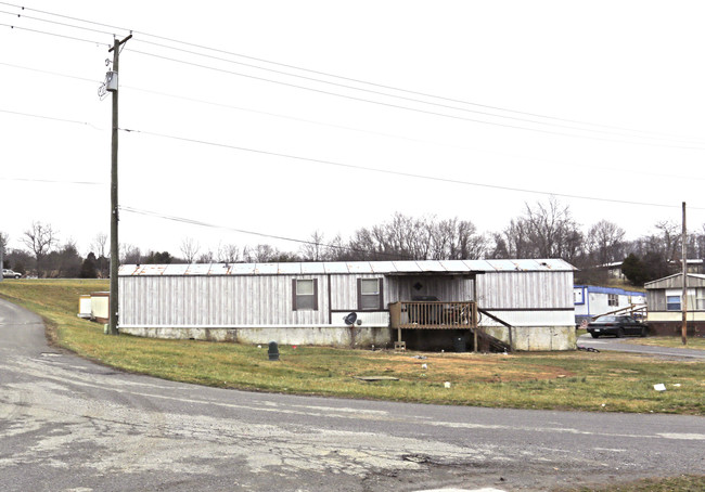 Exit 19 Mobile Home Park in Bristol, VA - Building Photo - Building Photo