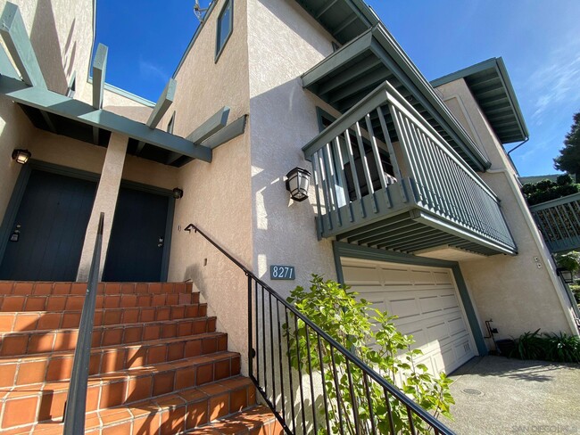 8271 Caminito Modena in San Diego, CA - Building Photo - Building Photo