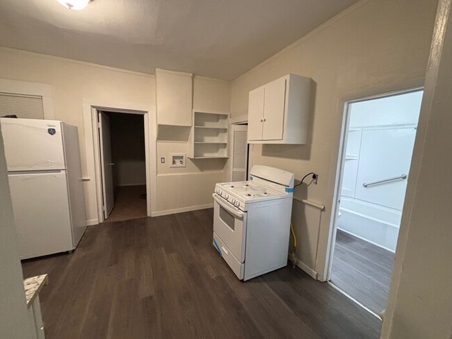 1216 Seavers Way in Sandusky, OH - Building Photo - Building Photo