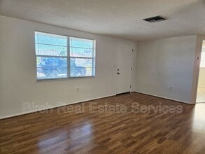 3136 Elkridge Dr in Holiday, FL - Building Photo - Building Photo