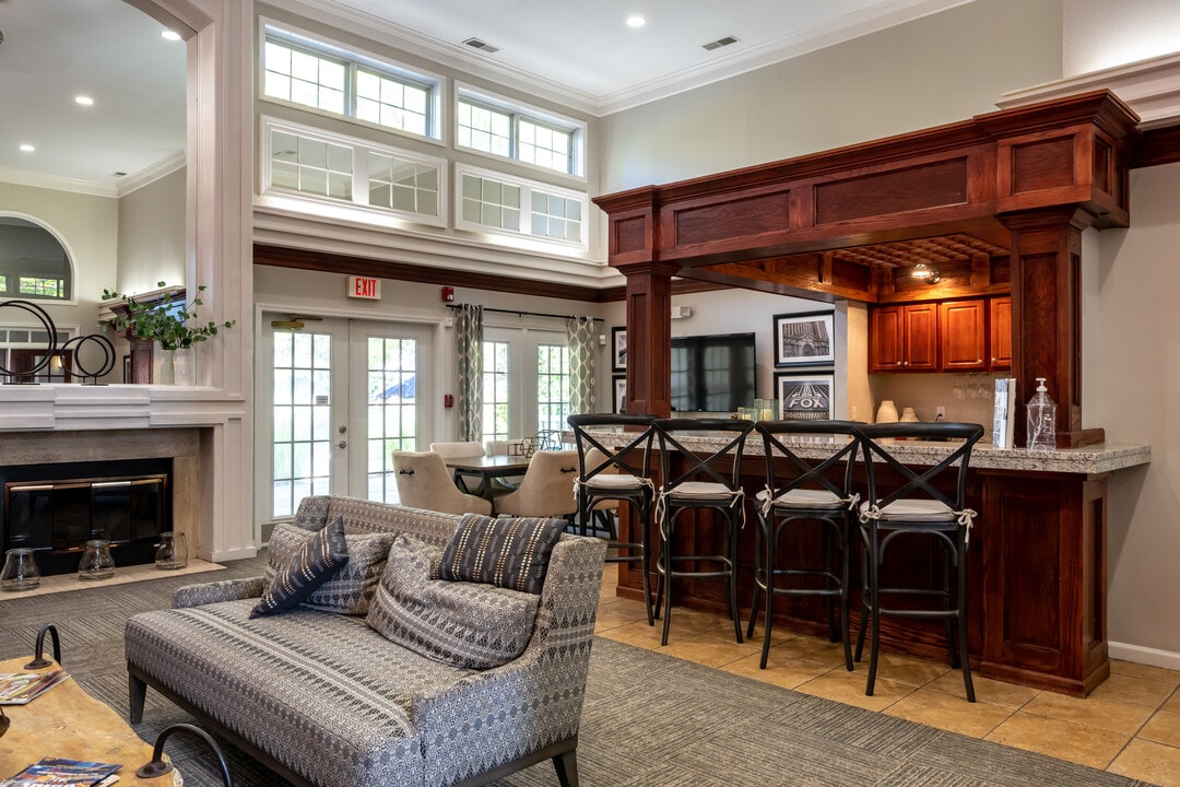 The Chapman in Rochester, MI - Building Photo