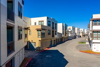 The Tobin Estate Phase III in San Antonio, TX - Building Photo - Building Photo