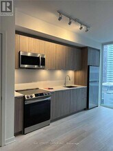 357 King St W in Toronto, ON - Building Photo - Building Photo