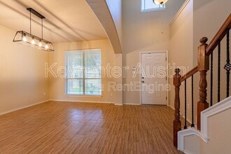 27 Cypress Knee Ln in Lakeway, TX - Building Photo - Building Photo