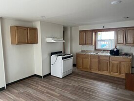 35 Washington St, Unit 2 in Harrison, NJ - Building Photo