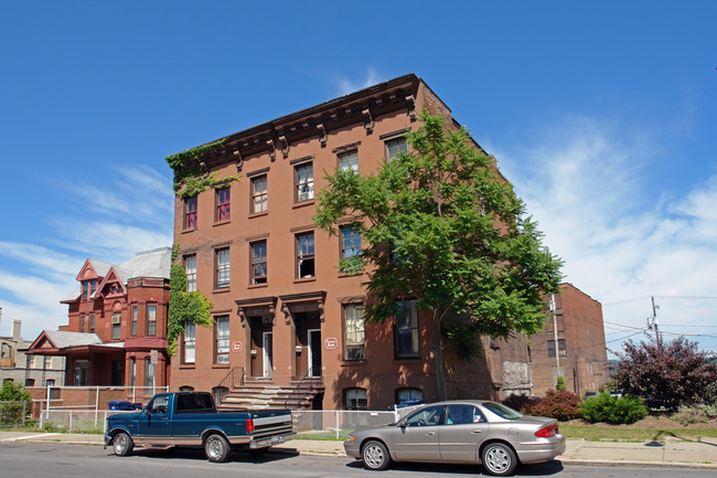 83 Mohawk St in Cohoes, NY - Building Photo - Building Photo