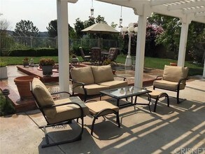 27808 Palmetto Ridge Dr in Santa Clarita, CA - Building Photo - Building Photo