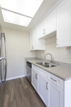 3111 Meade Ave-Unit -Unit 5 in San Diego, CA - Building Photo - Building Photo